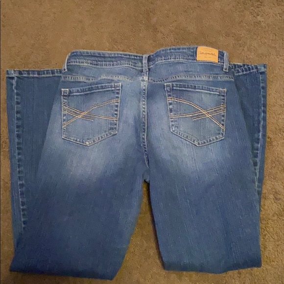 Aeropostale Bootcut Curvy Women’s Size 11/12 Jeans - Picture 4 of 9